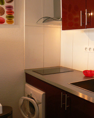 cuisine équipée avec lave-linge